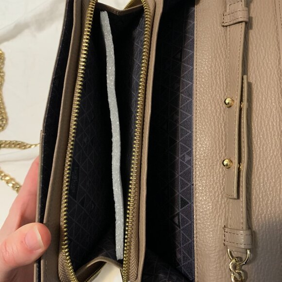 Botkier Soho Wallet Crossbody w/Gold Chain (w/Authentication Card) - Picture 5 of 7